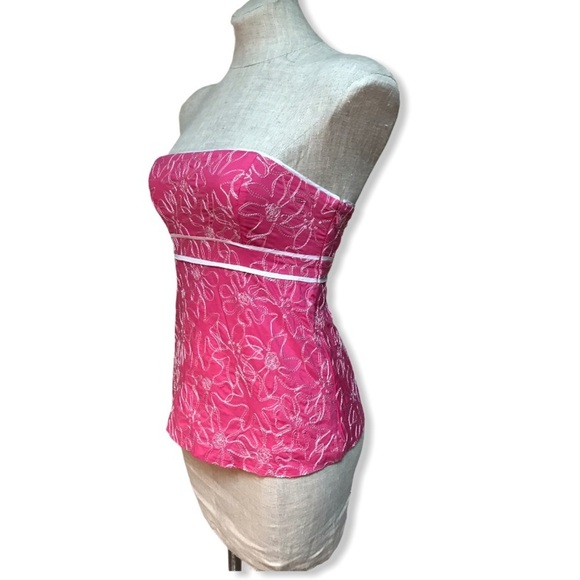 Lilly Pulitzer Pink Sleeveless Embroidered Top 0 - Picture 2 of 7
